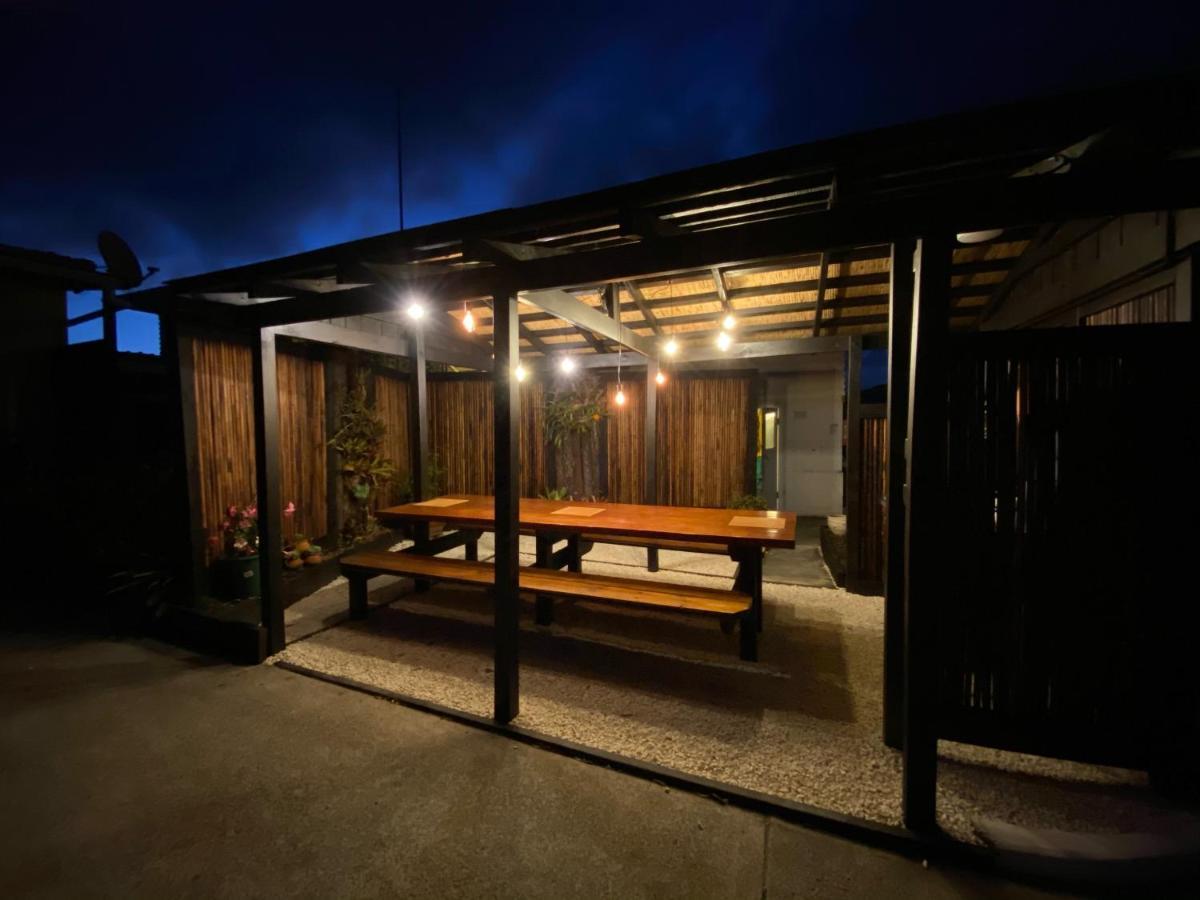 Opononi Lighthouse Motel Bagian luar foto