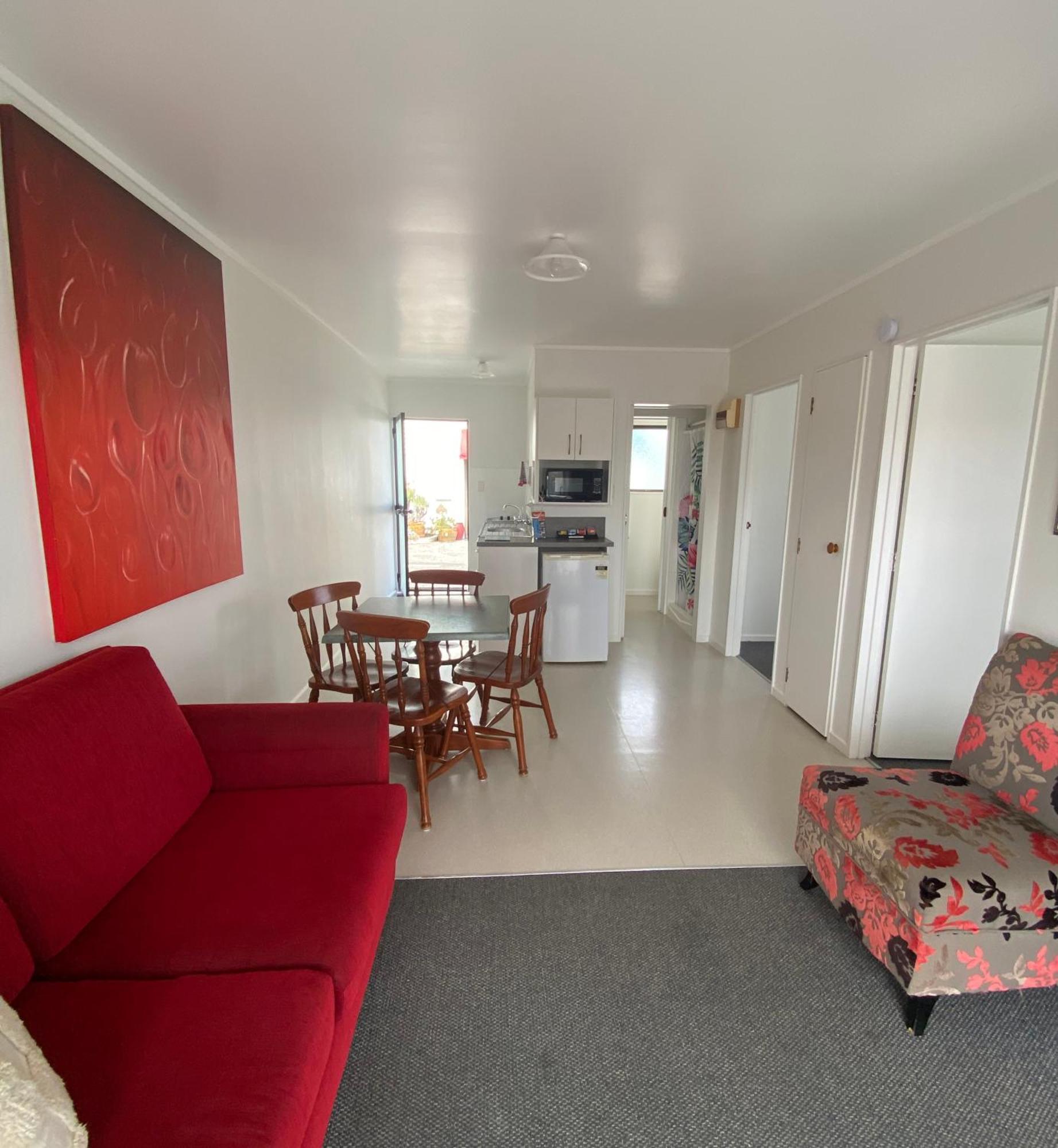 Opononi Lighthouse Motel Bagian luar foto