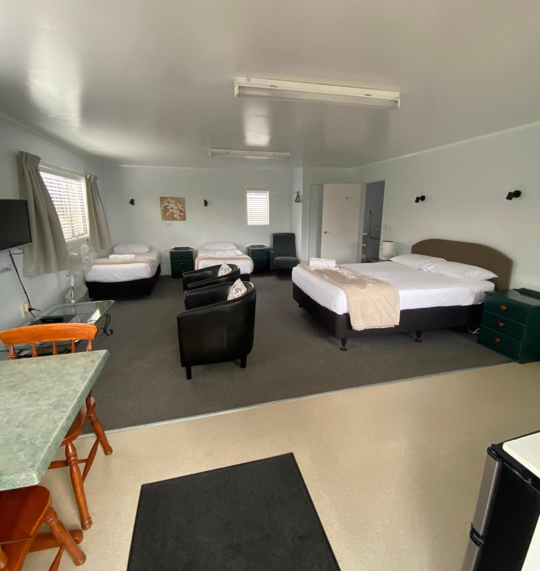 Opononi Lighthouse Motel Bagian luar foto